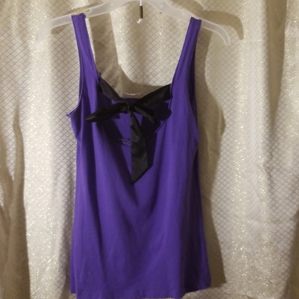 Flirty purple tank top shirt with black bow